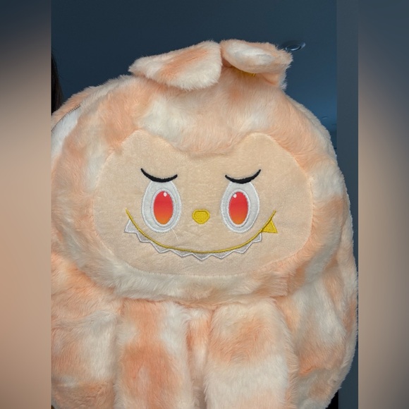 Labufu Little Monsters Furry backpack NEW - Picture 6 of 6